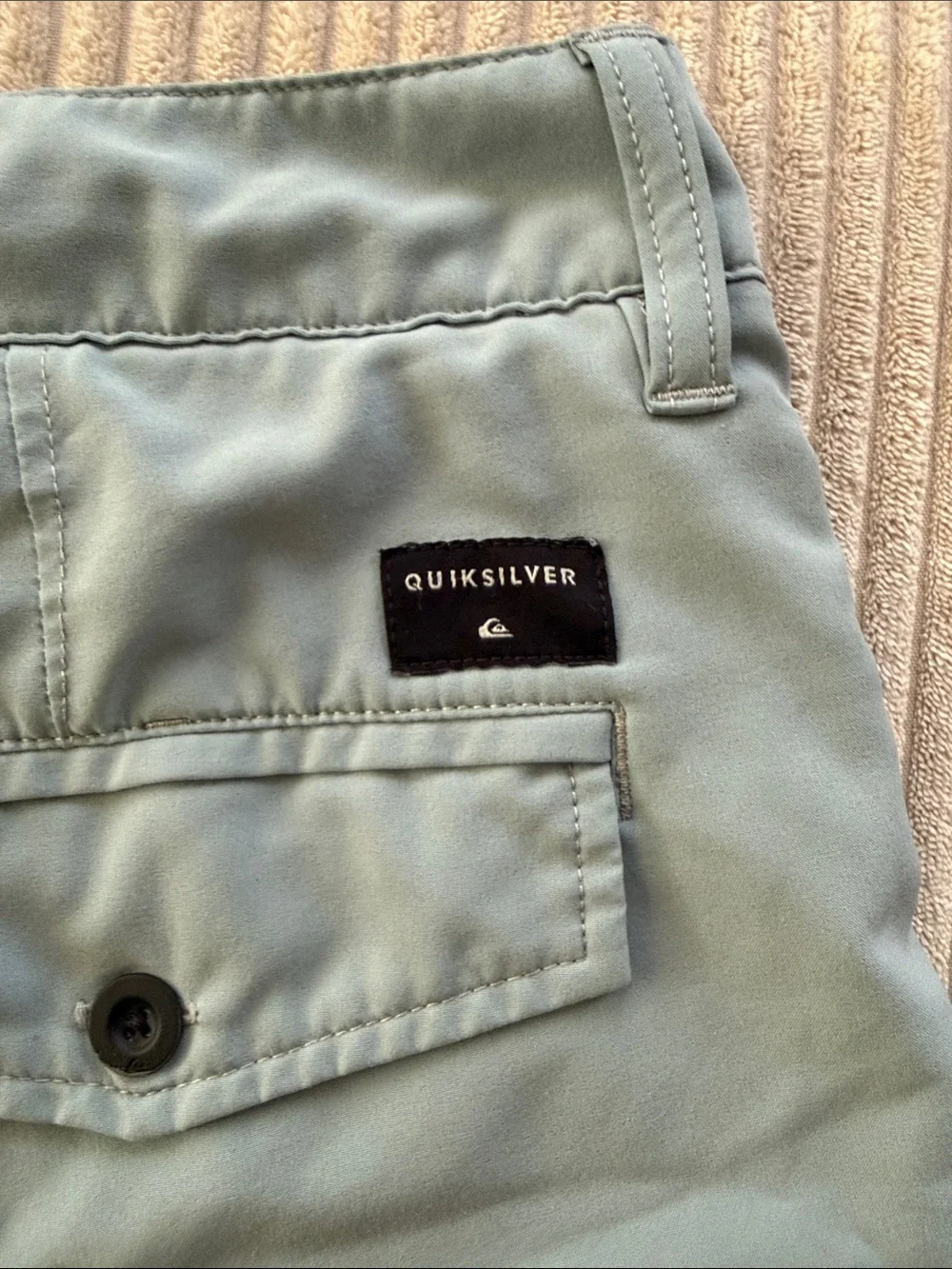 Quiksilver Men's Sage Green Flat Front Shorts